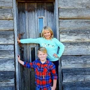 Meet your Posher, Kara